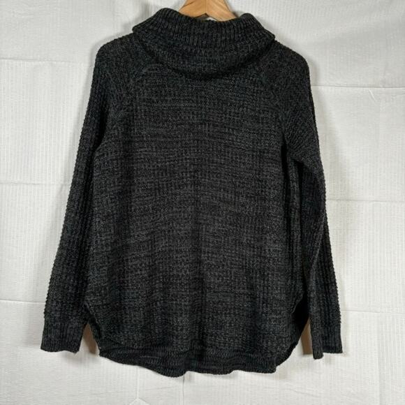 🔵 IT'S OUR TIME Women`s Size XS Black Turtleneck Winter Cozy Sweater - Picture 1 of 7